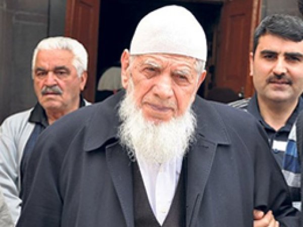 Mehmet Kırkıncı Hoca vefat etti