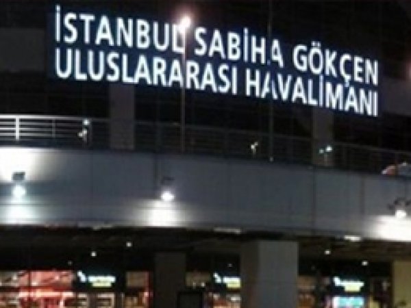 12 yaşındaki çocuk uçağa gizlice bindi