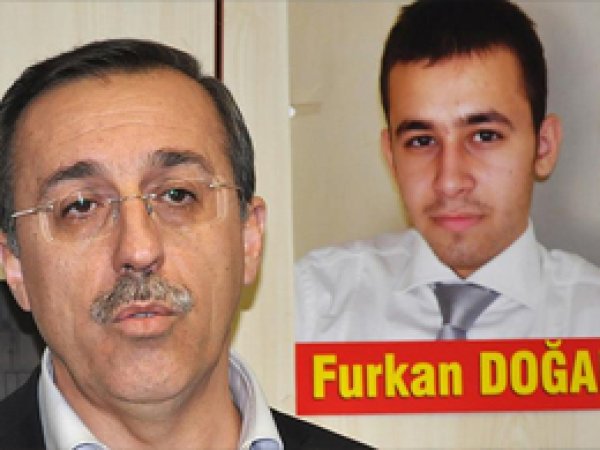 'Furkan'ın arkadaşları namaza başladı'