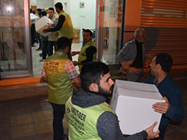 Umut Kervanı’ndan Cizre’ye yardım