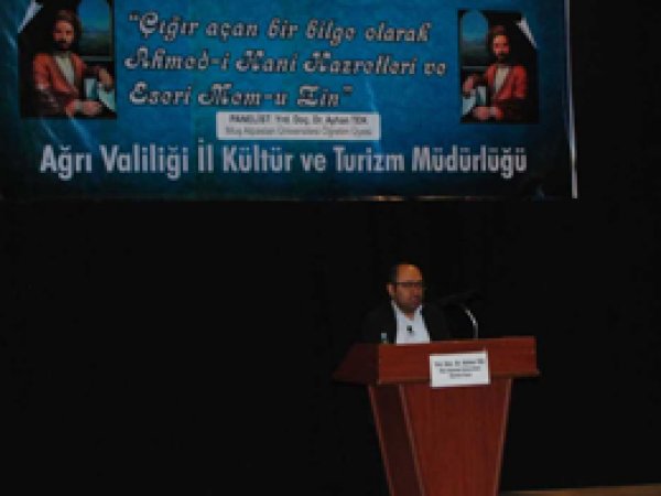 "Ahmed-i Hani Kürtçeyi temelden alıyor"