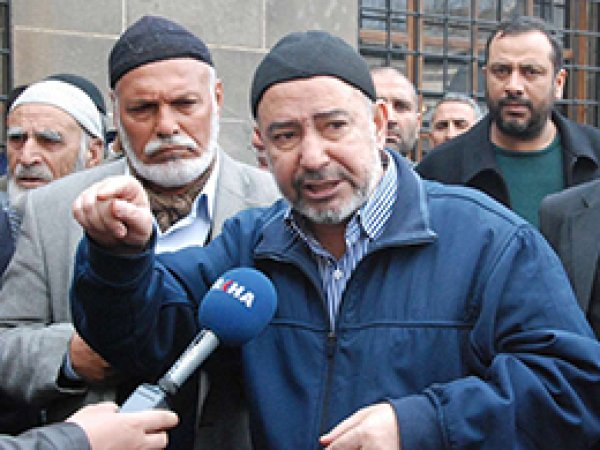 'Aramızda din sorunu var'
