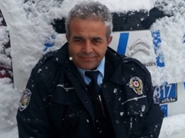 Polis ailesini öldürdü: 3 ölü, 1 ağır yaralı