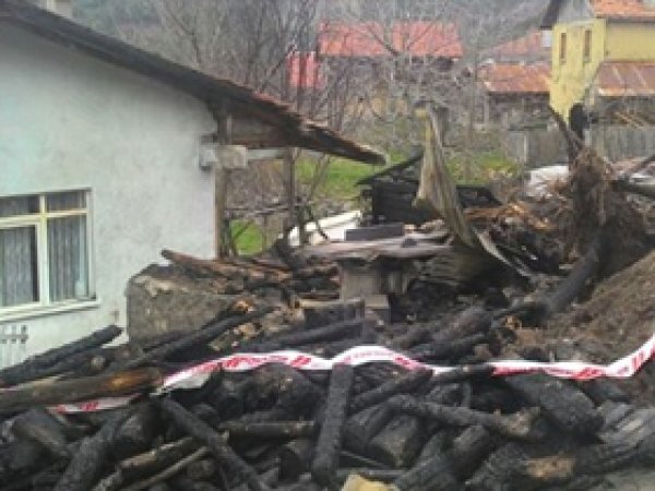 Ankara'da yangın: 3 ölü 