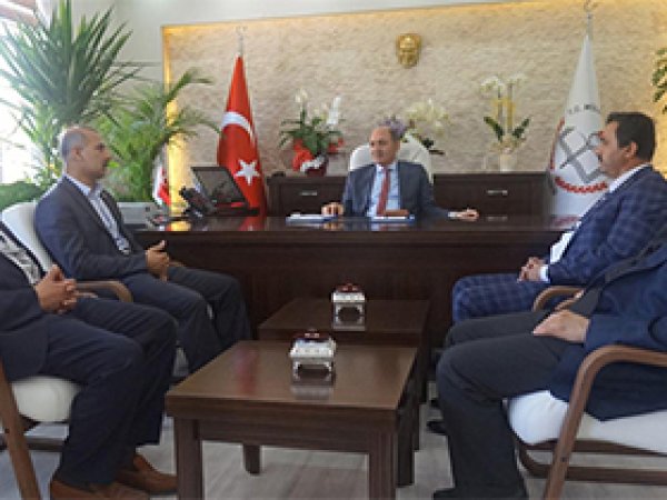 HÜDA PAR'dan Mahmut Kurtaran'a ziyaret