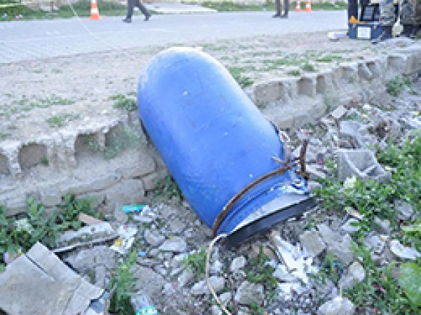 Camiye yakın 200 kilo patlayıcı düzeneği
