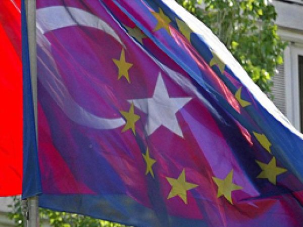 Vizesiz Avrupa için olumlu rapor