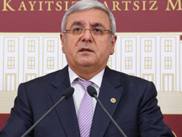 'Partili cumhurbaşkanlığı sistemini önereceğiz'