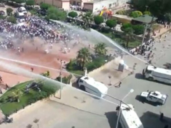 Kızıltepe’de HDP mitinginde olay