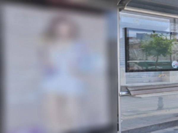 İBB ahlaksız reklam asmaya devam ediyor