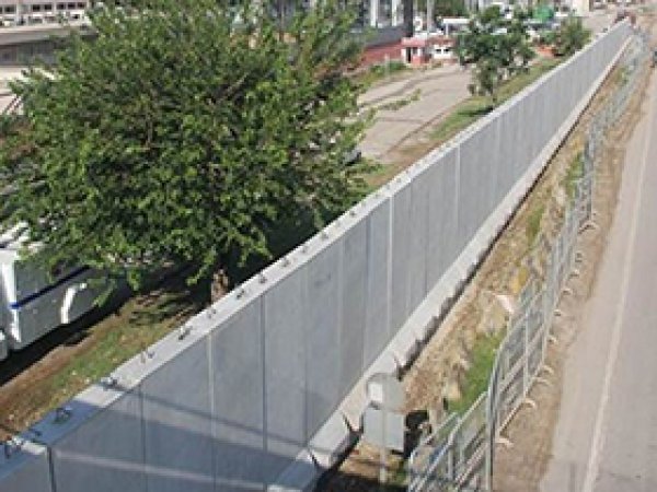 ABD Konsolosluğu önüne 5 metrelik duvar