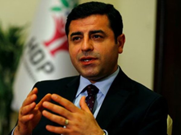 Demirtaş, Altan Tan'a yolu gösterdi