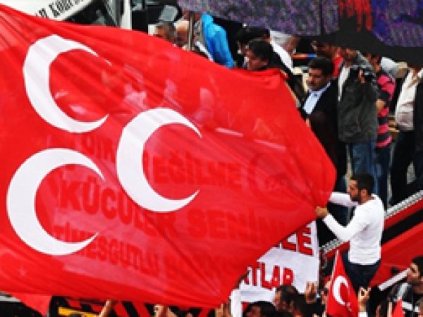 MHP'de neler oluyor?