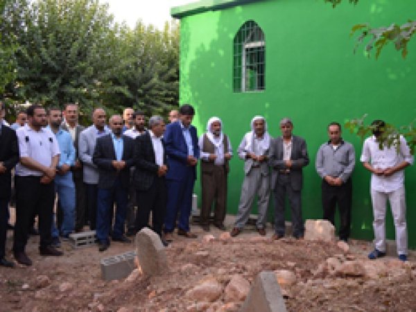 HÜDA PAR şehit ailelerini ziyaret etti