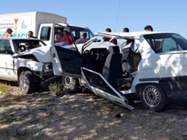 13 yaşındaki çocuk kaza yaptı: 7 yaralı
