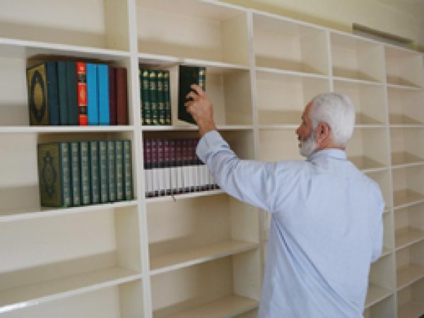 Camide açılan kütüphane kitap yardımı bekliyor