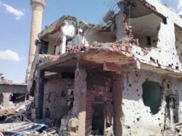 Nusaybin'de camiler yerle bir edilmiş