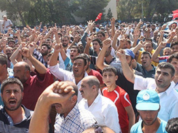 Urfa'da öfkeli halk Tugay'a yürümek istedi