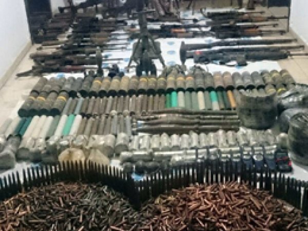 Askerin 'temiz' dedi, PKK cephaneliği çıktı