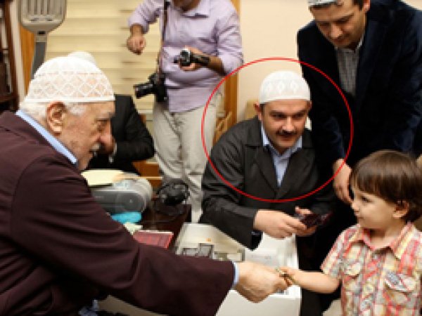'Gülen'in yakın adamı' gözaltında