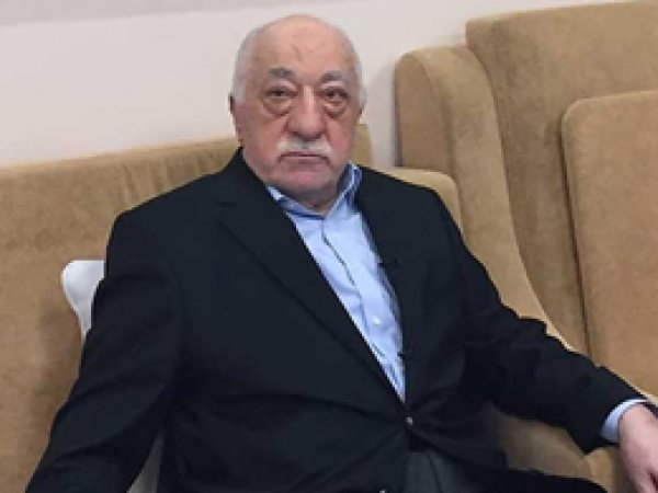 Gülen kendini Batı'ya nasıl 'sevdirdi'?