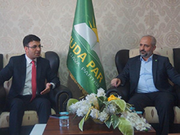 Yeni Dünya Partisi'nden HÜDA PAR'a ziyaret