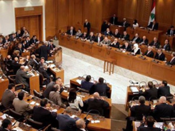 Lübnan'da 27 aydır süren kriz yine aşılamadı