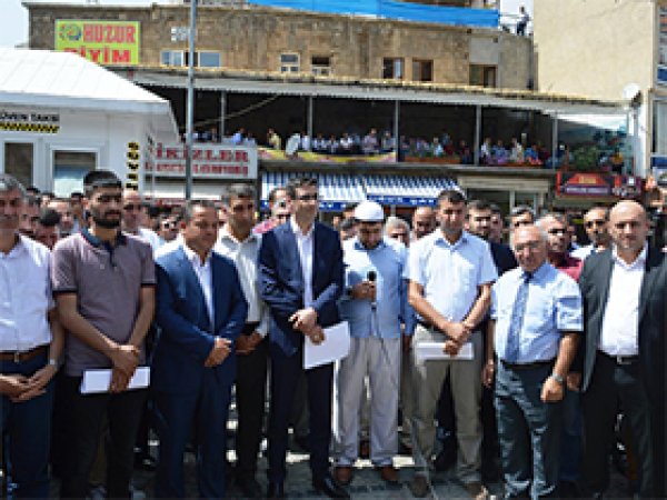 Bitlis'te 57 STK'dan PKK'ya lanet