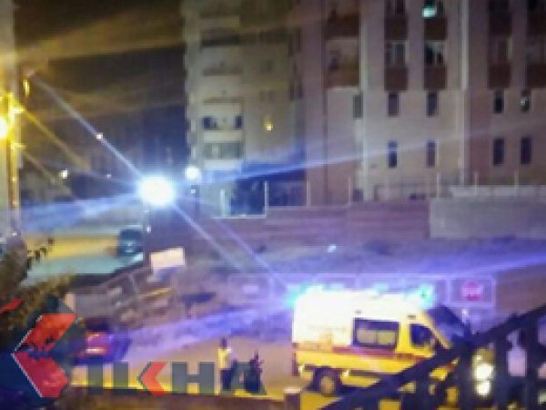 Van'da Emniyet Müdürlüğüne saldırı: 4 yaralı