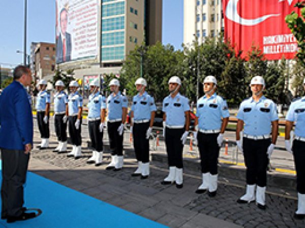 Cumhurbaşkanı, Gaziantep Valiliğini ziyaret etti