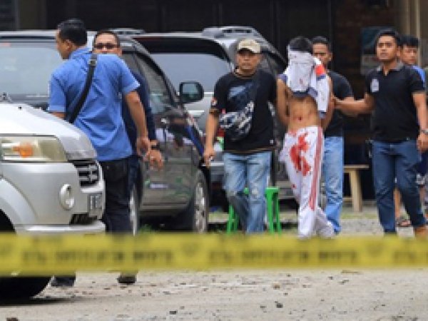 Baltalı İntihar Bombacısı Panik Yarattı