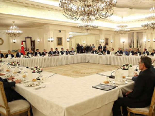  Yıldırım Ak Parti'li eski bakanlarla buluştu 