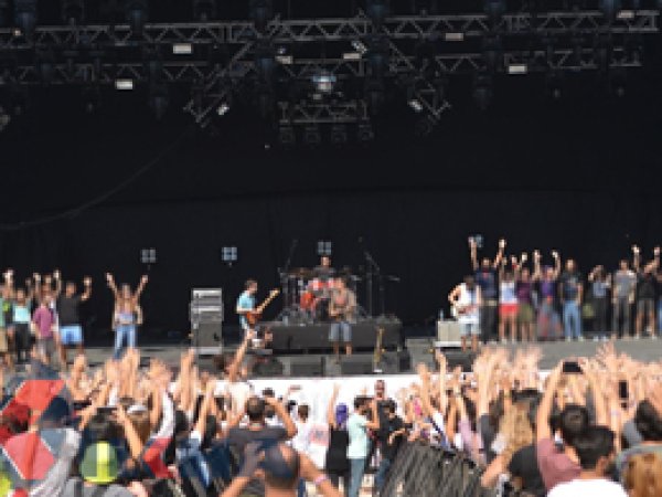 CHP’li belediyenin düzenlediği festivale tepki
