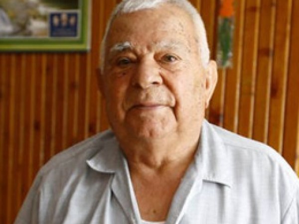 'Necdet İçel himmet paralarıyla servet yaptı'