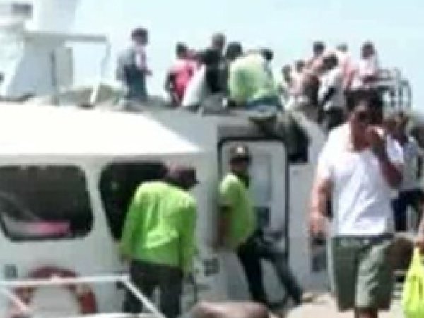 Turist feribotunda patlama: 2 ölü, 23 yaralı