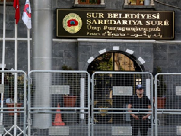 DBP'den kayyuma karşı 'Paralel' Belediye