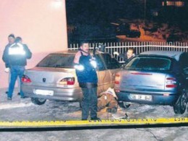 'Hablemitoğlu suikasti Akın İpek'e yaradı'