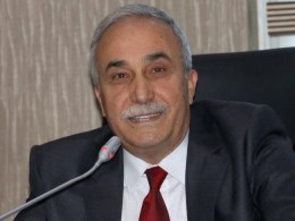 Fakıbaba: Et ve tırnak olmuşuz