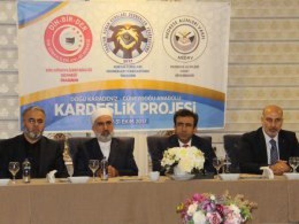 'Âlimler güneydoğumuzun yarasına merhem bulmalı'