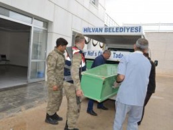 Üvey kardeş katili ölü bulundu