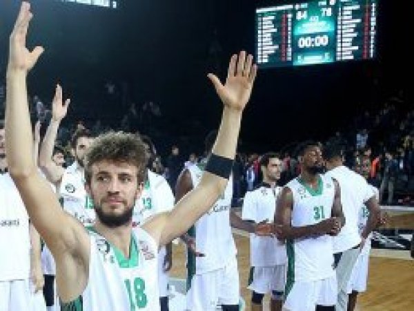 Darüşşafaka, Fenerbahçe Doğuş'u yendi