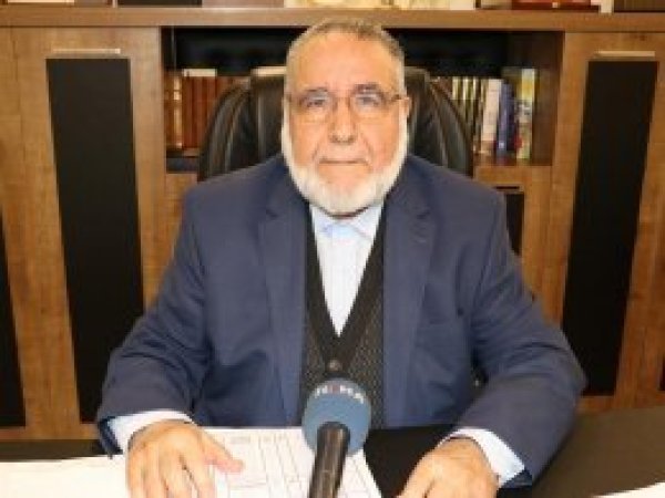 'Müslümanlar bu depremzedelere yardım elinizi uzatın!'