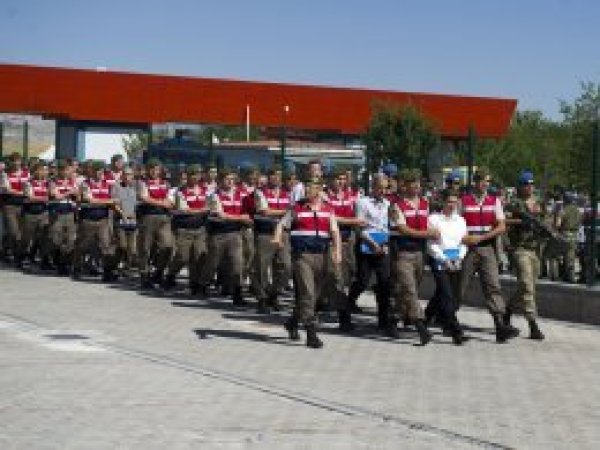Akıncı Üssü Davası'nda ara karar