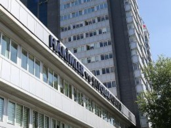 2 bin 501 hakim ve savcı terfi aldı