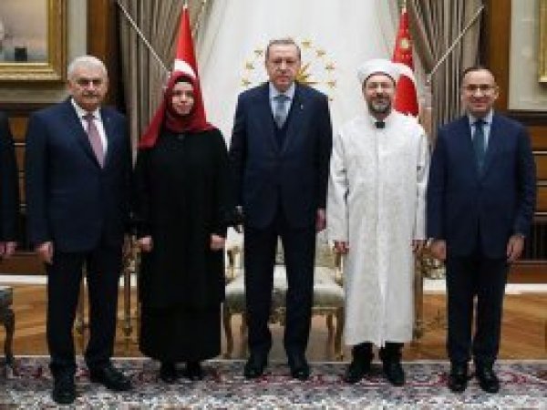 Cumhurbaşkanı Diyanet İşleri Başkanı Erbaş'ı kabul etti