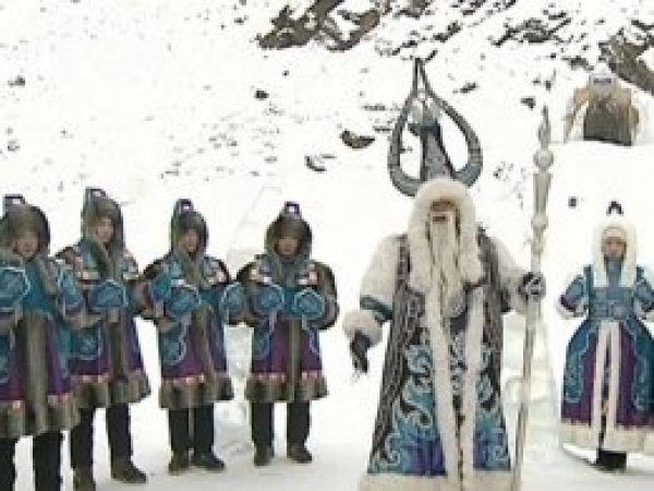 Dünyanın en soğuk köyünde kış kutlaması