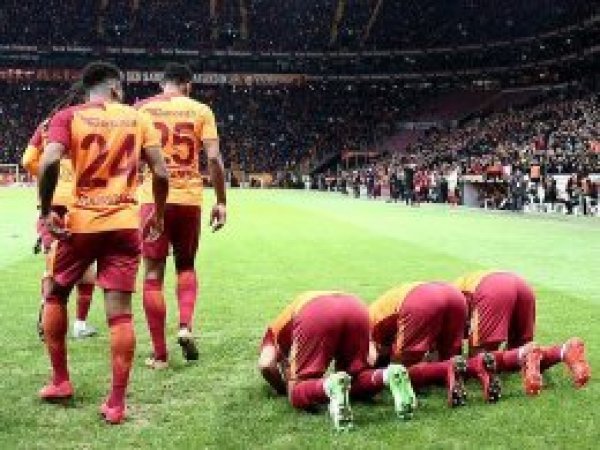 Galatasaraylı futbolculardan Kudüs mesajı