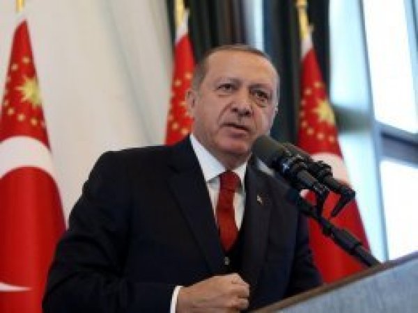 Erdoğan'dan Trump'a: Sen çalarsın, sen oynarsın