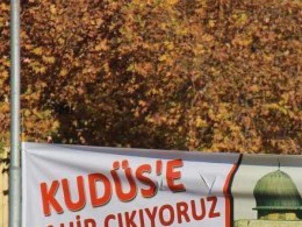 Diyarbakır’da “Kudüs’e Sahip Çıkıyoruz” mitingi 