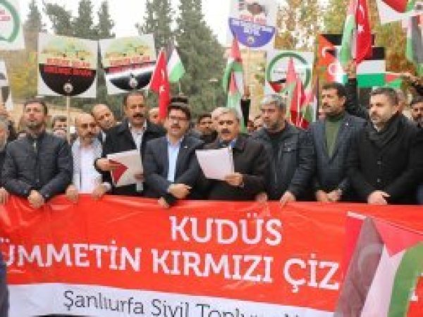 'İsrail ancak yağmacı hırsız ve zorba bir topluluktur'